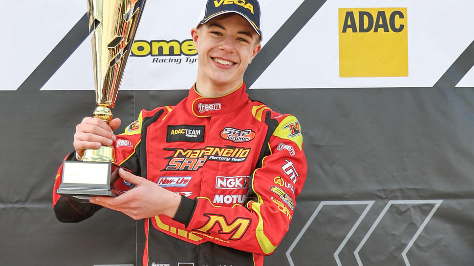 Trotz Handicaps erreichte Maximilian Schleimer bei seinem Debüt im Schalt-Kart-Cup in Mülsen Platz eins. Foto: Björn Niemann / Fast-Media
