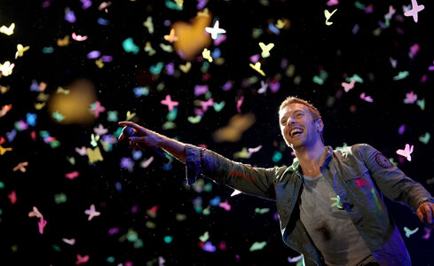 352082_1_articlegross_coldplay_06.jpg