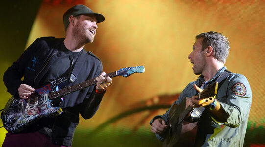352088_1_articlegross_coldplay_12.jpg