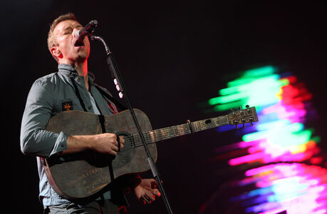 352092_1_articlegross_coldplay_16.jpg