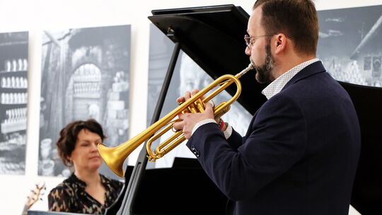 Mit der „Rhapsody in Blue“ (George Gershwin) eröffneten Ingrid Wendel (Klavier) und Daniel Ackermann (Trompete) die Konzert-Mati Mit der „Rhapsody in Blue“ (George Gershwin) eröffneten Ingrid Wendel (Klavier) und Daniel Ackermann (Trompete) die Konzert-Mati