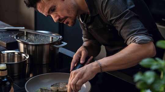 Der neue Markenauftritt von Fissler soll zeigen: Kochen ist mehr als ein Rezept – "es ist eine Reise voller Momente“, heißt es s Der neue Markenauftritt von Fissler soll zeigen: Kochen ist mehr als ein Rezept – "es ist eine Reise voller Momente“, heißt es s