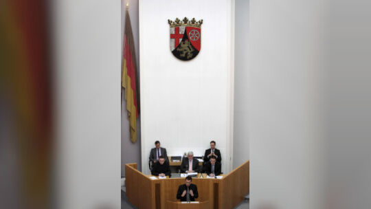 Mehr Rheinland-Pfälzer unzufrieden mit der Landesregierung Mehr Rheinland-Pfälzer unzufrieden mit der Landesregierung