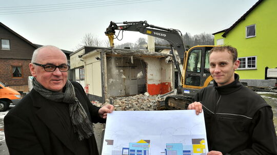 Das Ende der Tankstellenruine in Kirchen