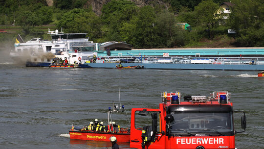 Tanker brennt vor Leubsdorf 1