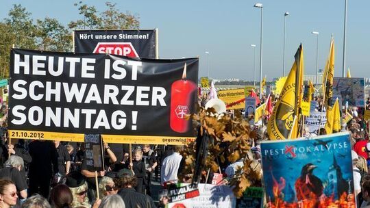 Großdemo gegen Fluglärm in Frankfurt/Main