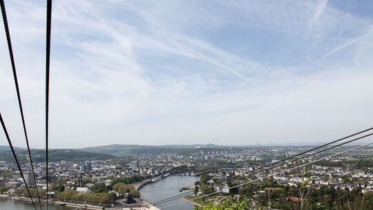 Mit der Buga-Seilbahn über den Rhein