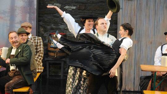 Burgfestspiele: Wie das Jenseits seinen Schrecken verliert