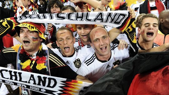 Deutsche Fans beim WM-Spiel in Durban.