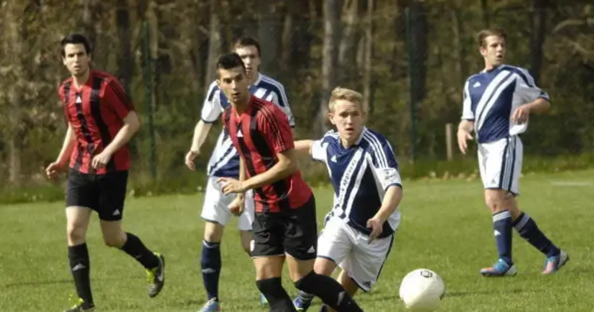 Fußball-B-Klasse: René Specht mit Hammertor aus 25 Metern - Archiv ...