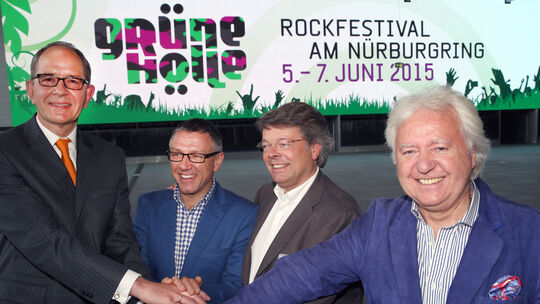 Carsten Schumacher, Geschäftsführer der Nürburgring Capricorn GmbH, Stuart Galbraith (CEO Kilimanjaro live), Peter Schwenkow (CE