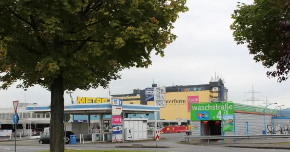 MediaMarkt und Supermärkte Gewerbepark Nord sieht sich gut