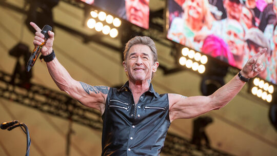 Fotos: Peter Maffay rockt die Loreleybühne zur Saisoneröffnung 2015