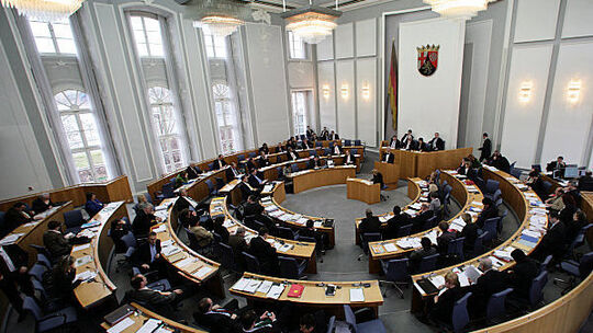 Umfrage: FDP fliegt aus dem Landtag