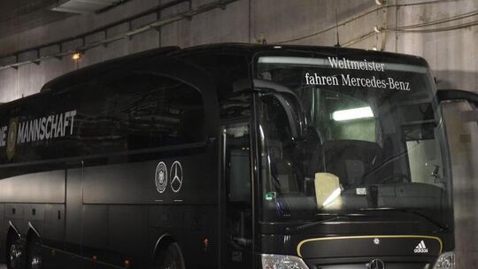 Mannschaftsbus Mannschaftsbus