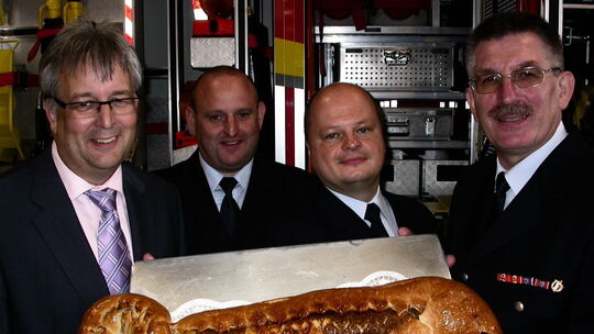 Schlüsselübergabe Feuerwehr
