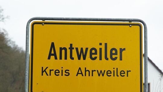 Ortsschild der Gemeinde Antweiler
