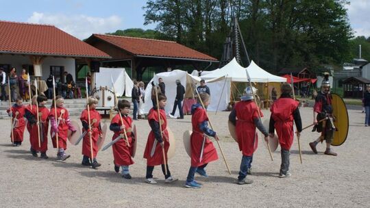 Die Kelten sind zu Besuch bei den Römern - Rheinland-Pfalz - Rhein-Zeitung