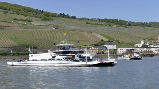Fotos: Die Fähren der Bingen-Rüdesheimer