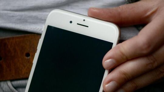 Handy in der Hosentasche