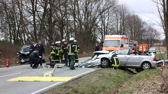 Perfect Original Photos about  Unfall B414 Heute  as Your HD Pictures