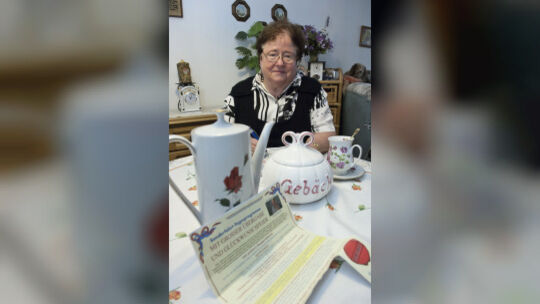 Irmgard Göretz fand die Kaffeefahrt-Einladung im Briefkasten
