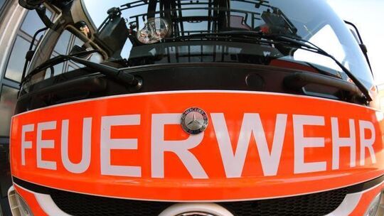 Front eines Löschfahrzeugs der Feuerwehr