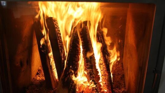 Feuer im Kaminofen