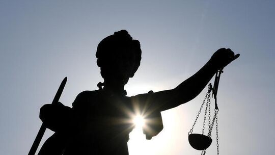 Justitia-Statue