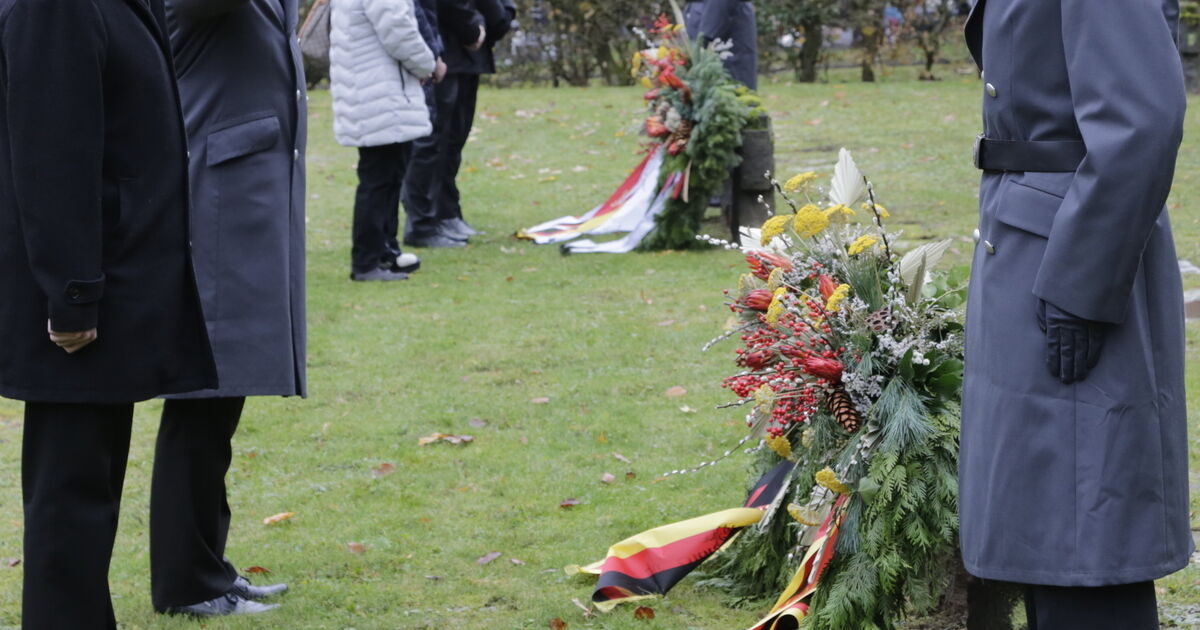 Gedenken an die Opfer von Krieg und Gewaltherrschaft - Nahe-Zeitung ...
