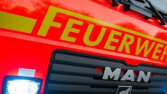 Ein Löschfahrzeug der Feuerwehr