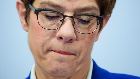 Kramp-Karrenbauer Kramp-Karrenbauer