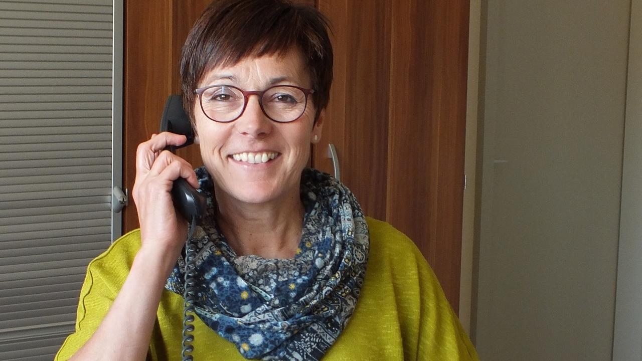 Gemeindeschwester plus: Per Telefon sorgt sie jetzt für ihre Senioren -  Westerwälder Zeitung - Rhein-Zeitung