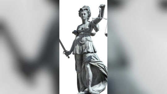 justitia incl. clipping path