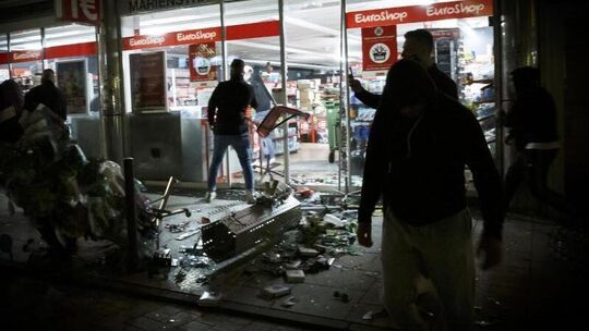 Randale und Plünderungen in Stuttgart