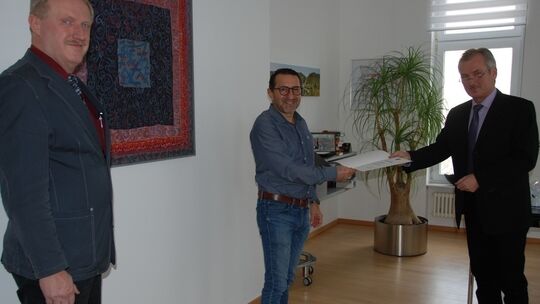 Das Foto zeigt den Personalratsvorsitzenden Peter Kretz, Polizeihauptkommissar Schneider und Kriminaldirektor Wolff (v.l.) Das Foto zeigt den Personalratsvorsitzenden Peter Kretz, Polizeihauptkommissar Schneider und Kriminaldirektor Wolff (v.l.)