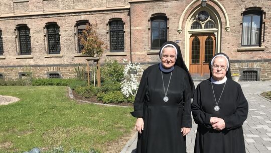 Ordensfrauen mssen Pandemie-bedingt ihr Wirken im Altenheim Maria vom  Siege aufgeben und vermissen ihre Aufgabe: Ordensfrauen in Koblenz: Die  letzten Schwestern von Wallersheim - Koblenz & Region - Rhein-Zeitung