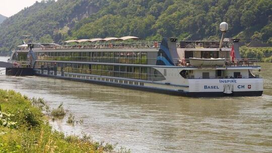 Brand auf Hotelschiff