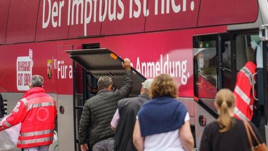 Impfkampagne mit Bussen in Mainz