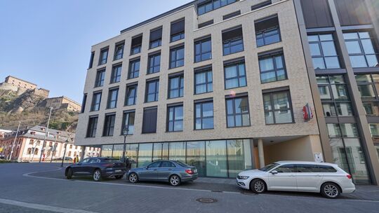 Falschparker vor dem Ärtzehaus in Koblenz-Ehrenbreitstein