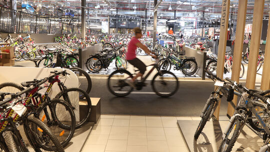 Fahrrad Franz wurde als Familienunternehmen gro: Auch in vierter  Generation dreht sich alles um zwei Rder - Startseite - Rhein-Zeitung