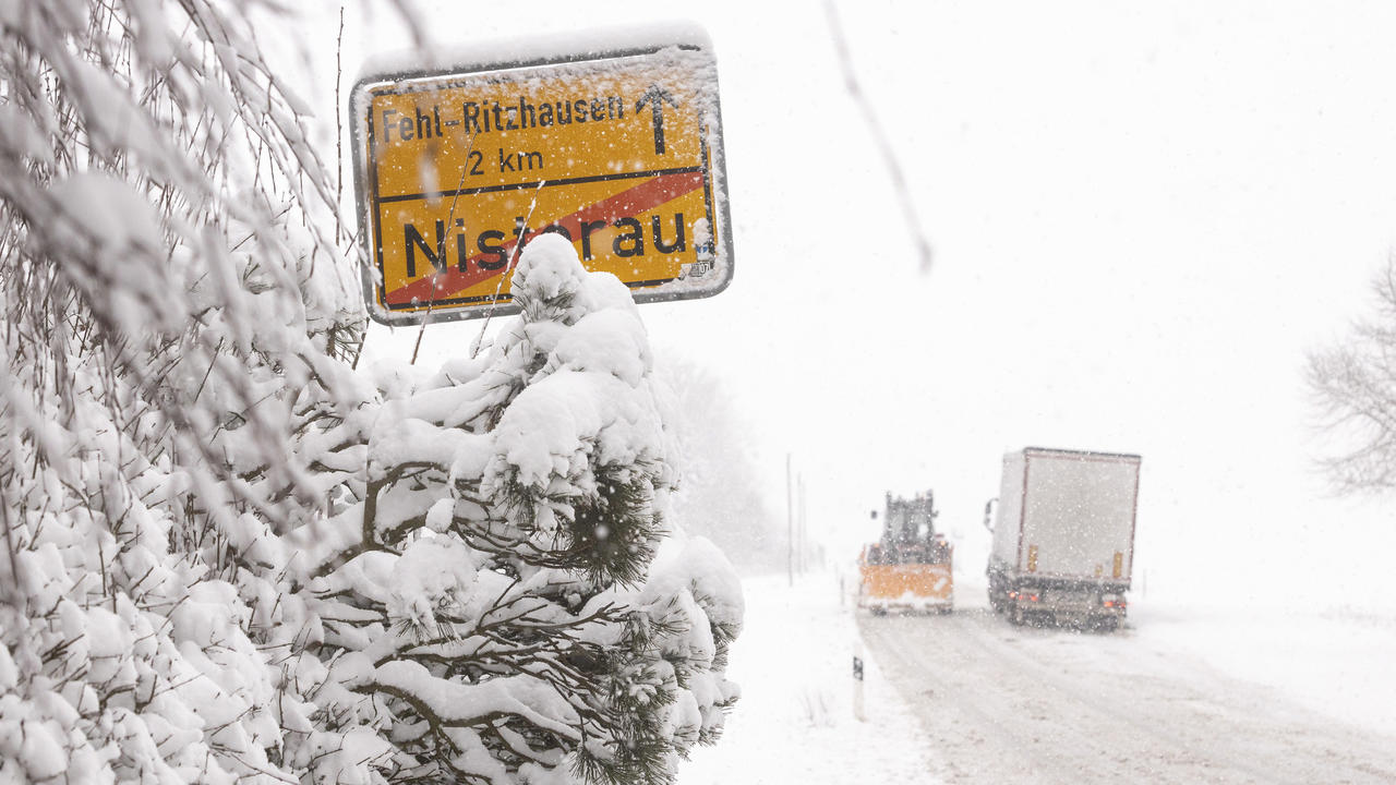 Wintereinbruch sorgt für viele Unfälle in Rheinland-Pfalz: Wie es mit dem  Wetter weitergeht - Rheinland-Pfalz - Rhein-Zeitung
