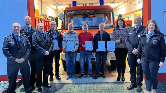ehrungen-bei-der-freiwilligen-feuerwehr-h-schbg-18032023