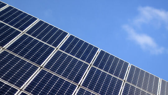 Solaranlagen: So profitieren Sie von höheren Einspeisevergütungen