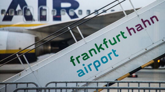 Verkaufspoker um Flughafen Hahn