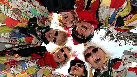 Möhnen und Alte Weiber läuten heiße Phase der Fastnacht ein