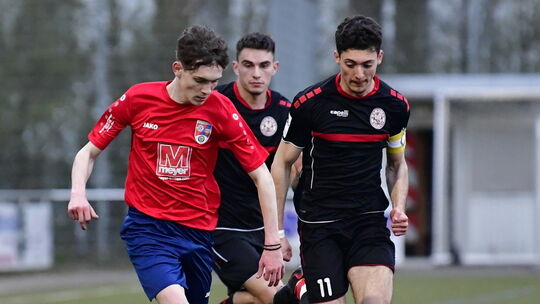 Fussball, Rheinlandliga A-Junioren, JSG Neitersen vs. FC Rot-Weiss Koblenz, 21.04.2023