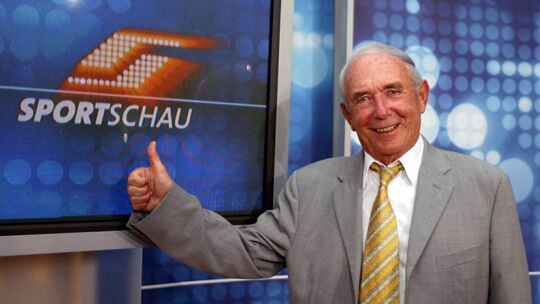 Ex Sportschau Moderator Ernst Huberty ein Mann der ersten Stunde der die alte ARD Sportschau mit b