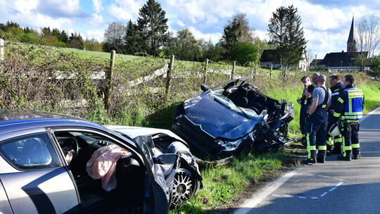 Holzweiler Unfall 2 PKW K 34