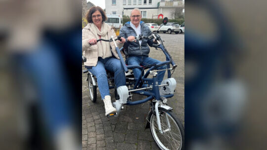 2023-04-spendenubergabe-caritas-stiftung-im-haus-st-marien